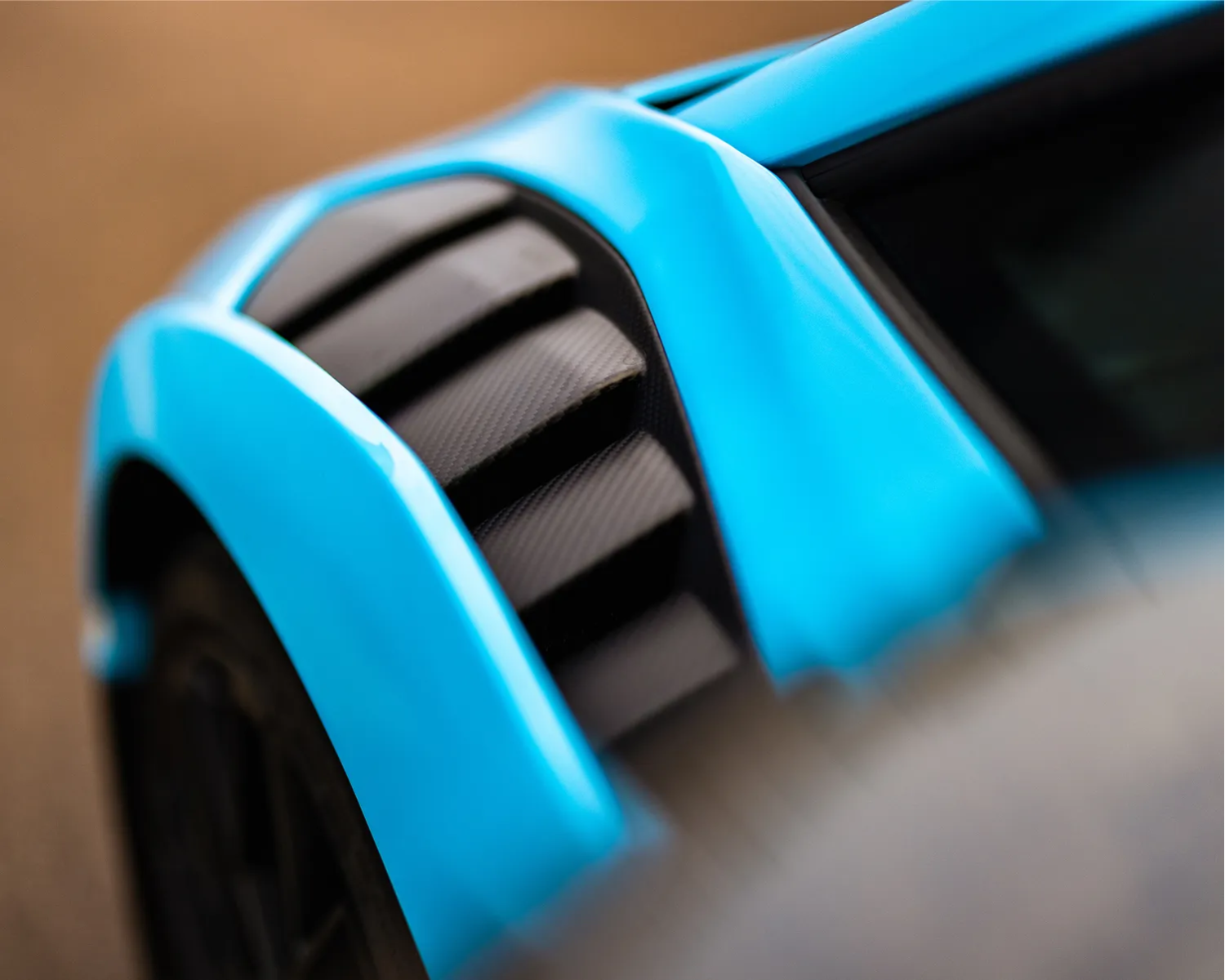 Aile carbone Lamborghini Huracán STO