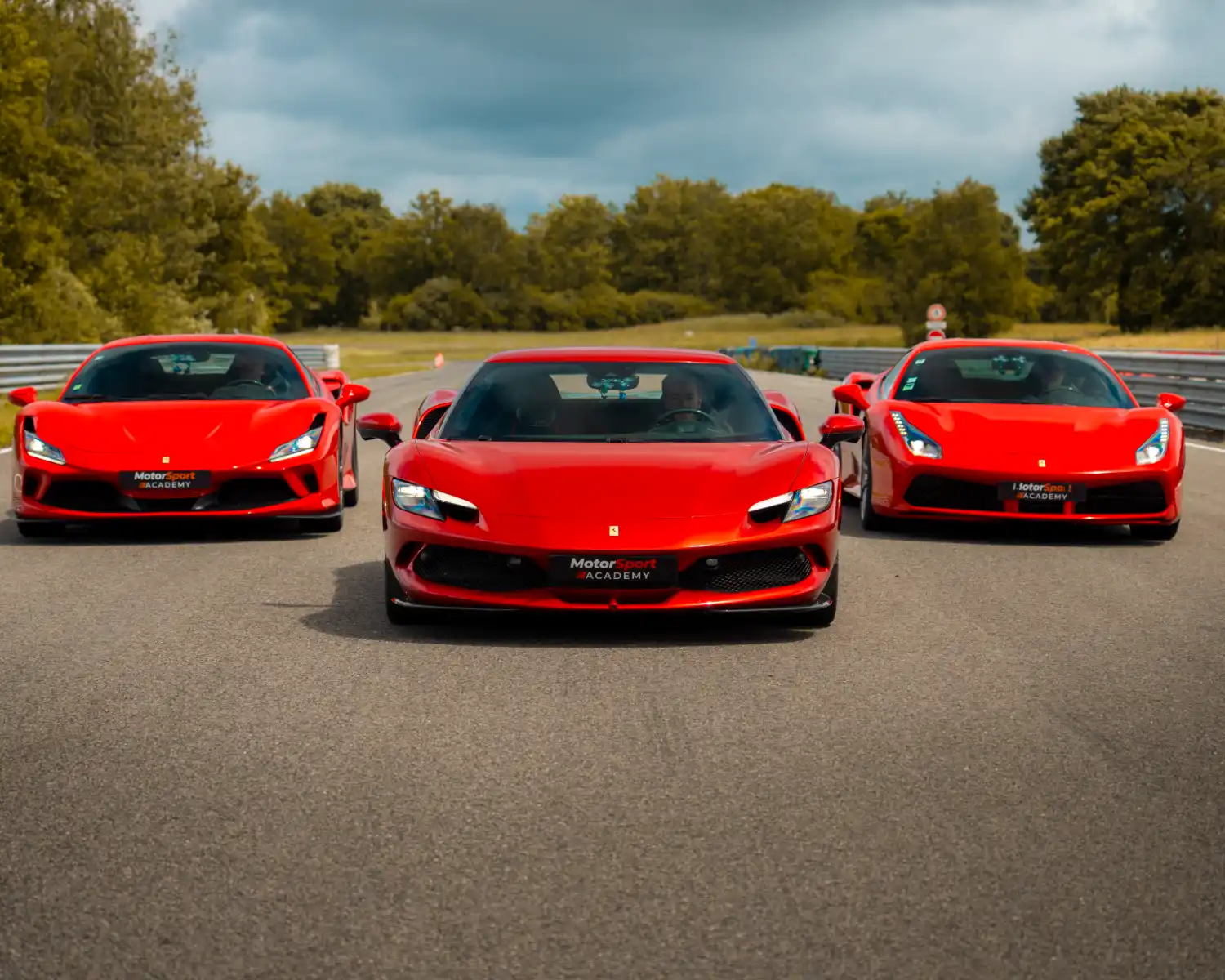 Stage de pilotage sur circuit, Marseille, Ferrari 296 GTB, Ferrari F8 Tributo, Ferrari 488 GTB