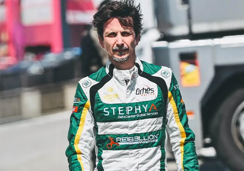 Arnaud Tsamère parrain Motorsport Academy et pilote automobile