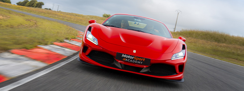 Ferrari 296 GTB circuit Val de Vienne