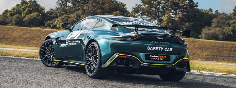 Stage de pilotage en Aston Martin Vantage F1 Edition