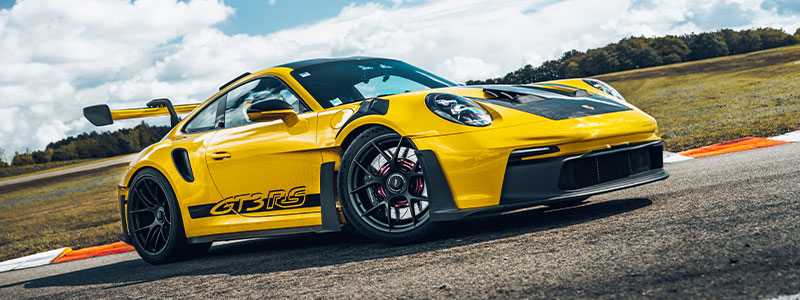 Pilotage en Porsche 992 GT3 RS sur le circuit du Bourbonnais