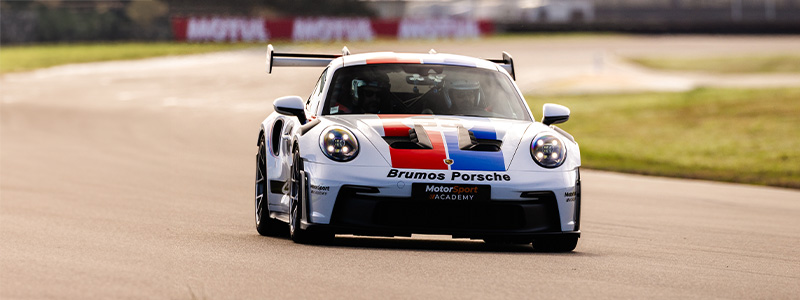 Stage de pilotage en Porsche sur le circuit de l'Auxois Sud