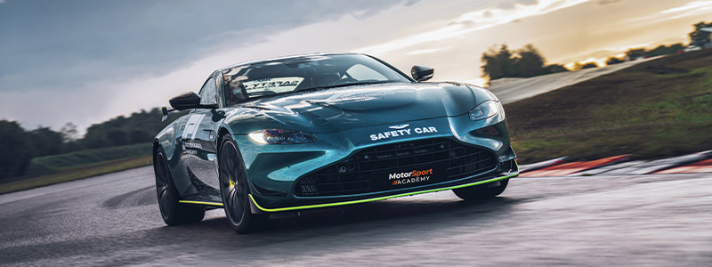 Stage de pilotage Aston Martin