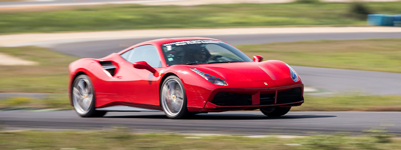 Stage de pilotage Ferrari 488 GTB à Lyon