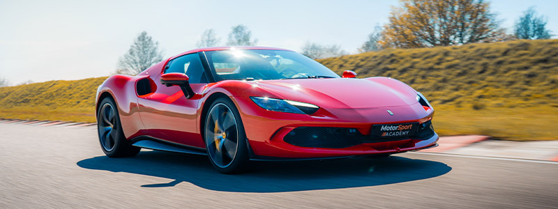 Stage de pilotage Marseille en Ferrari 296 GTB