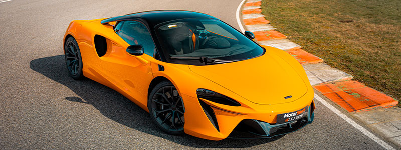 Stage de pilotage Marseille en McLaren Artura