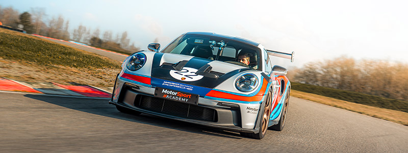 Stage de pilotage Marseille en Porsche 992 GT3 RS