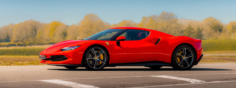 Pilotage en Ferrari sur le circuit de Magny Cours