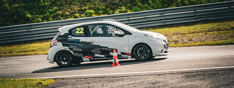 Stage de pilotage Peugeot 208 Racing Cup