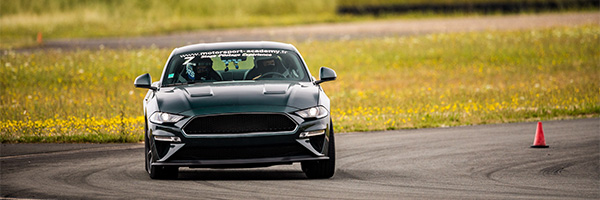 Cadeau pilotage Ford Mustang coffret cadeau Optimum