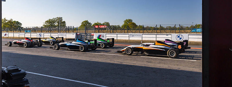 Stage de pilotage F4 sur circuit