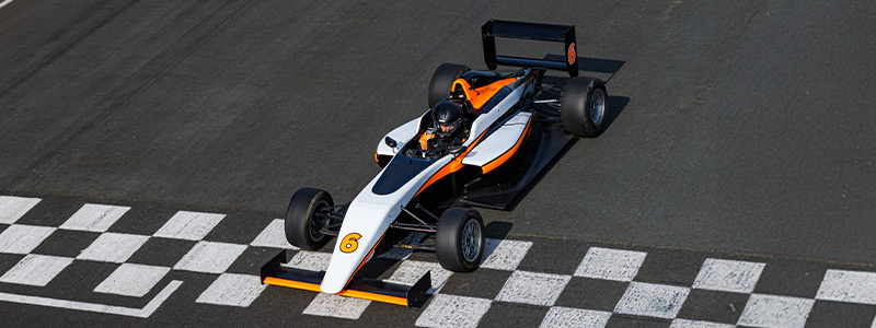 Stage de pilotage circuit en monoplace F4