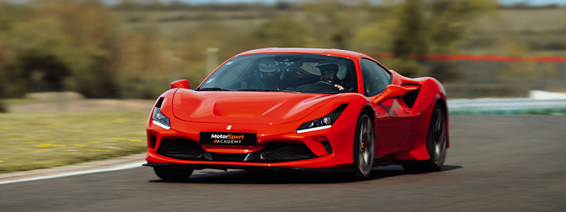 Stage de pilotage circuit Val de Vienne en ferrari
