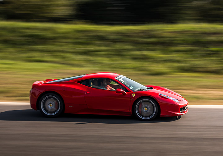 Stage de pilotage Ferrari sur circuit