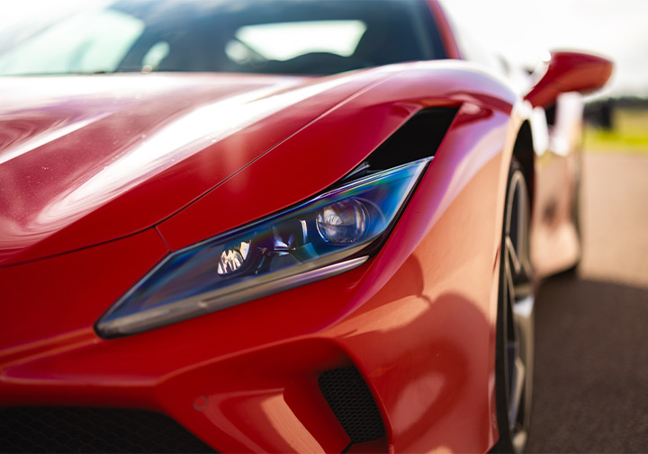 Phares Ferrari F8 Tributo