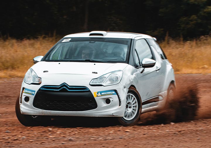 Stage de pilotage terre circuit d'Issoire en DS3