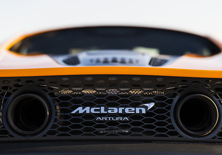 McLaren Artura pots d'échappement