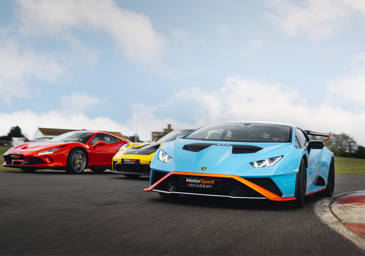 Conduite sur circuit en Lamborghini STO, Ferrari F8