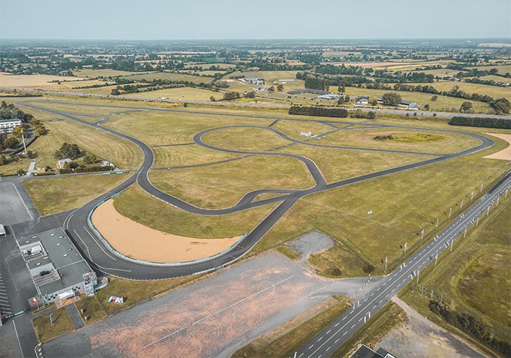 Vue aérienne du circuit de Magny Cours