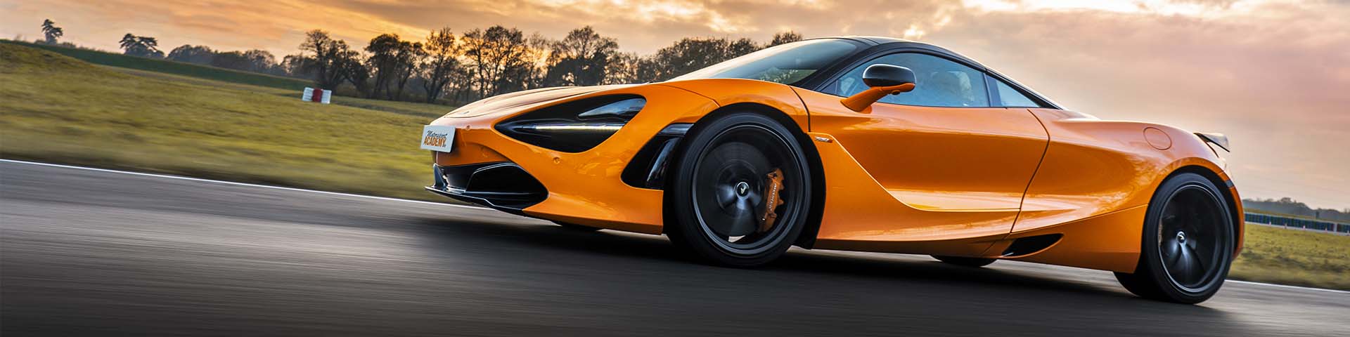 Stage de pilotage McLaren 720S