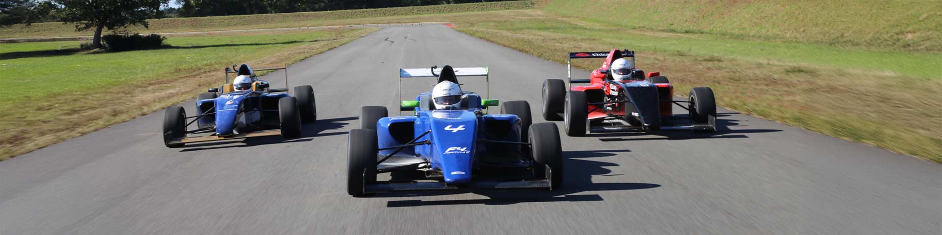 Stage de pilotage Formule 4 circuit Fay de Bretagne
