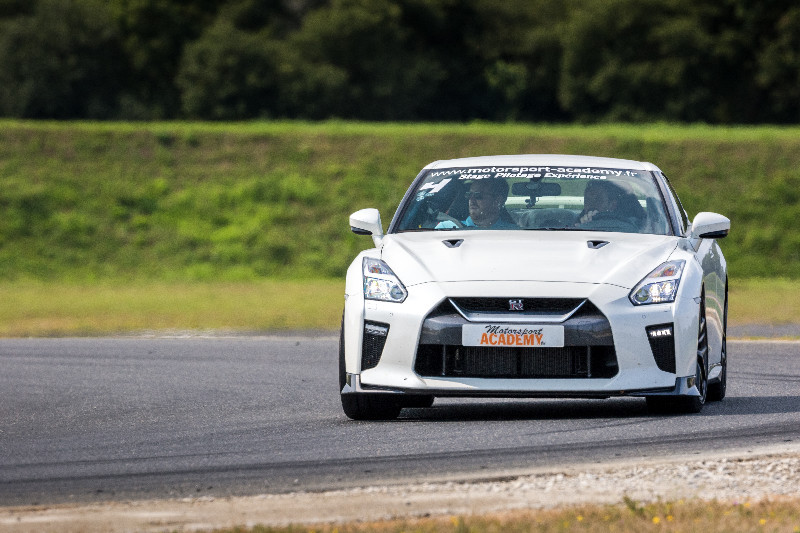 Nissan GT-R : "Godzilla", un bolide japonais épatant !