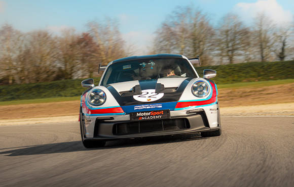 Stage de pilotage Porsche sur le circuit Vaison Piste